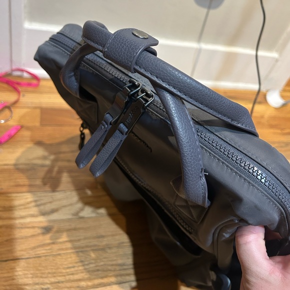 Baggallini Soho Backpack Gray Laptop Bag- Travel- school- overnight large bag - Picture 9 of 12